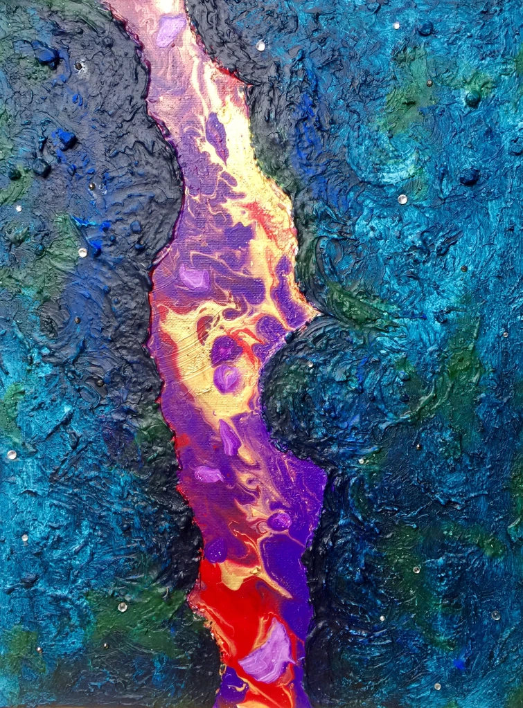 Canyon, nella profondità di un territorio immaginario, scorre un fiume di energia colorata.